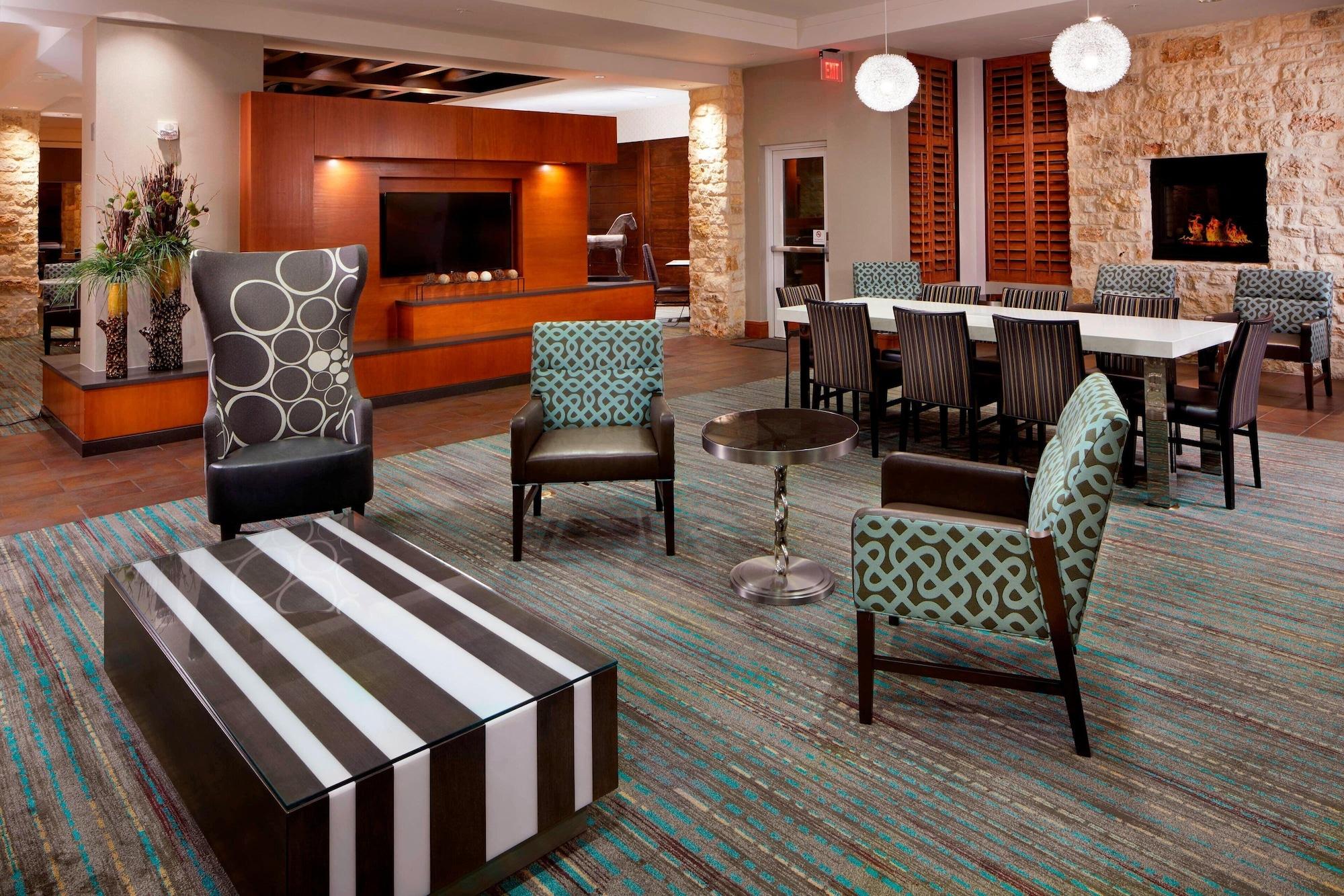 Vista Lobby Residence Inn by Marriott San Antonio Six Flags at The Rim