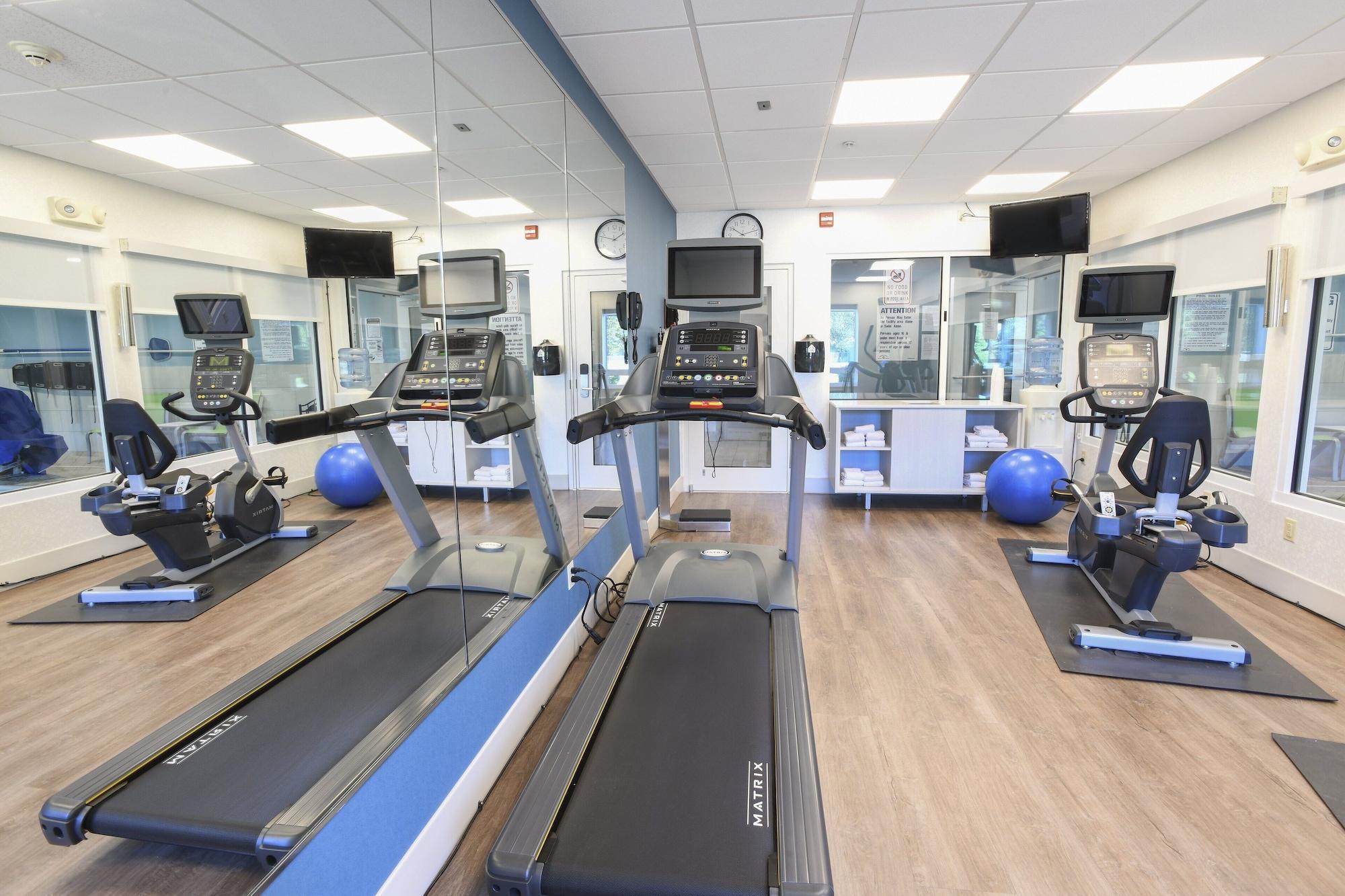 Gimnasio Holiday Inn Express Hotel & Suites Richwood-Cincinnati South by IHG
