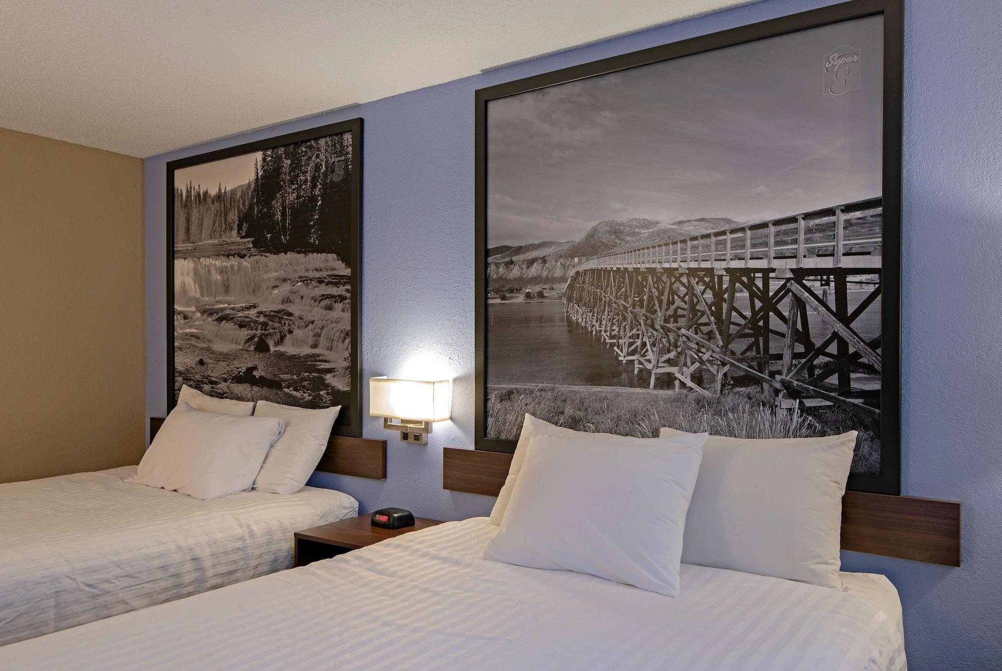 Habitación Super 8 by Wyndham Kamloops On The Hill