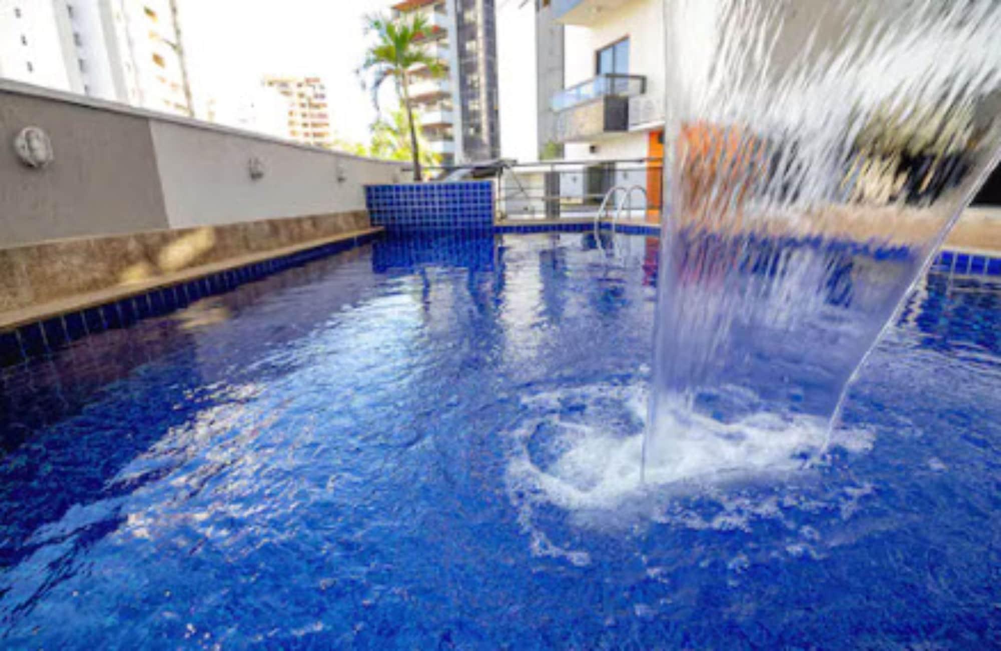 Vista Exterior Sun Square Suites Hotel