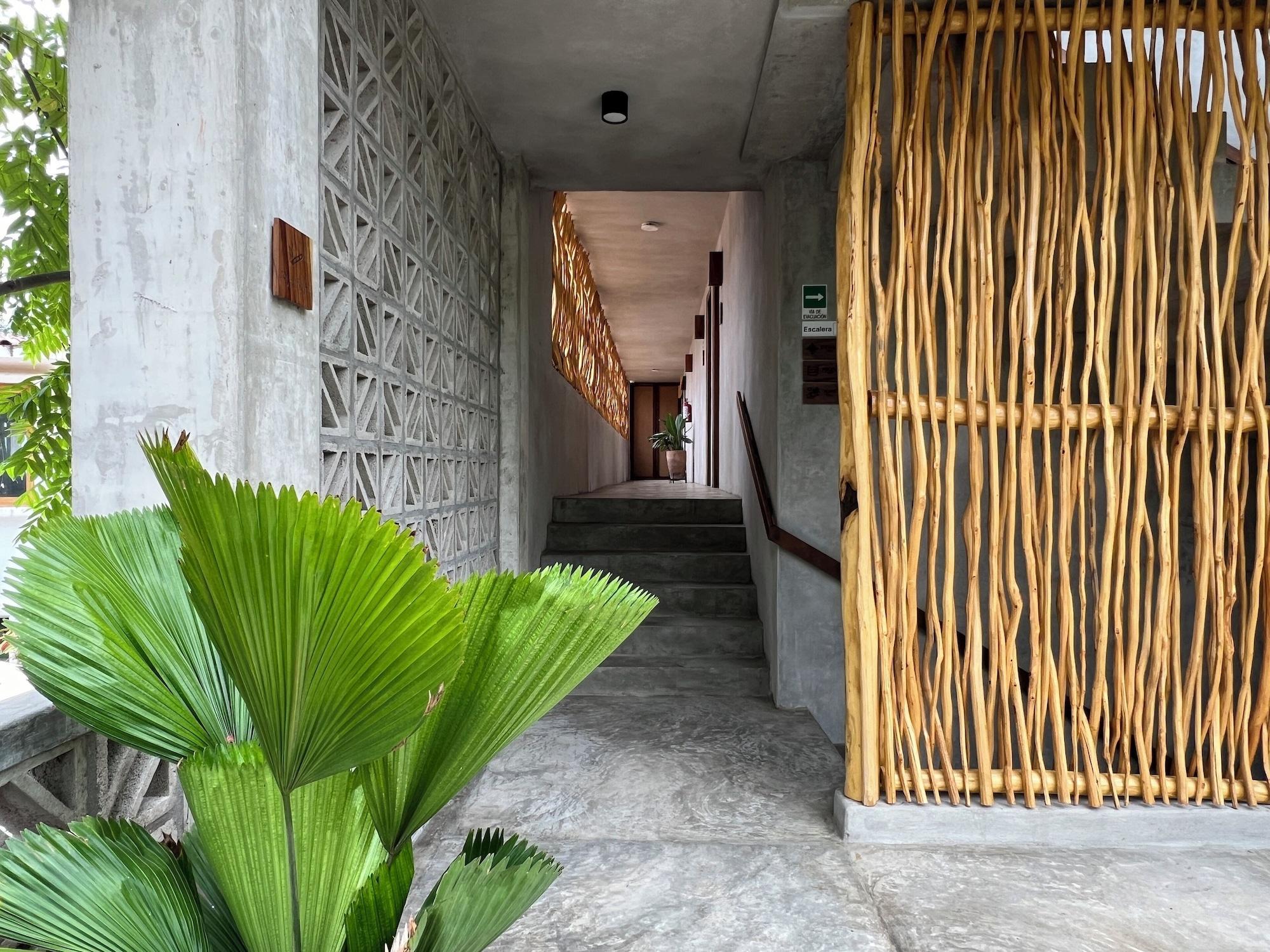 Vista Lobby Witari