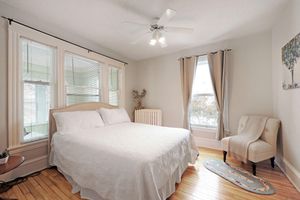 Alquiler Vacacional - 3-bedroom apartment in charming Mpls-50th St lightrail, off st. parking, & WiFi