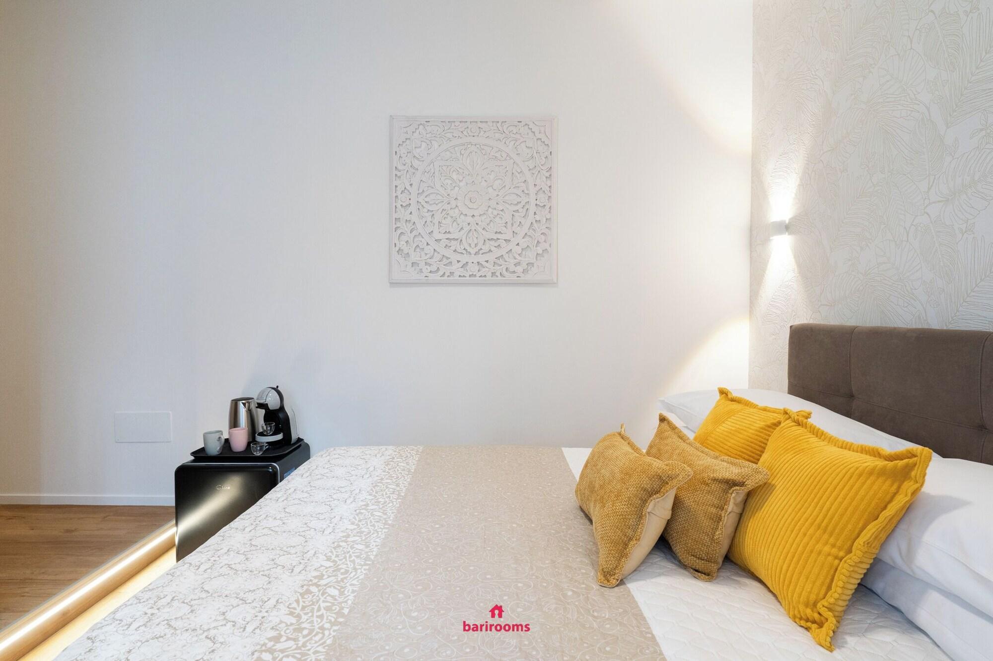 Varios Barirooms - District 198