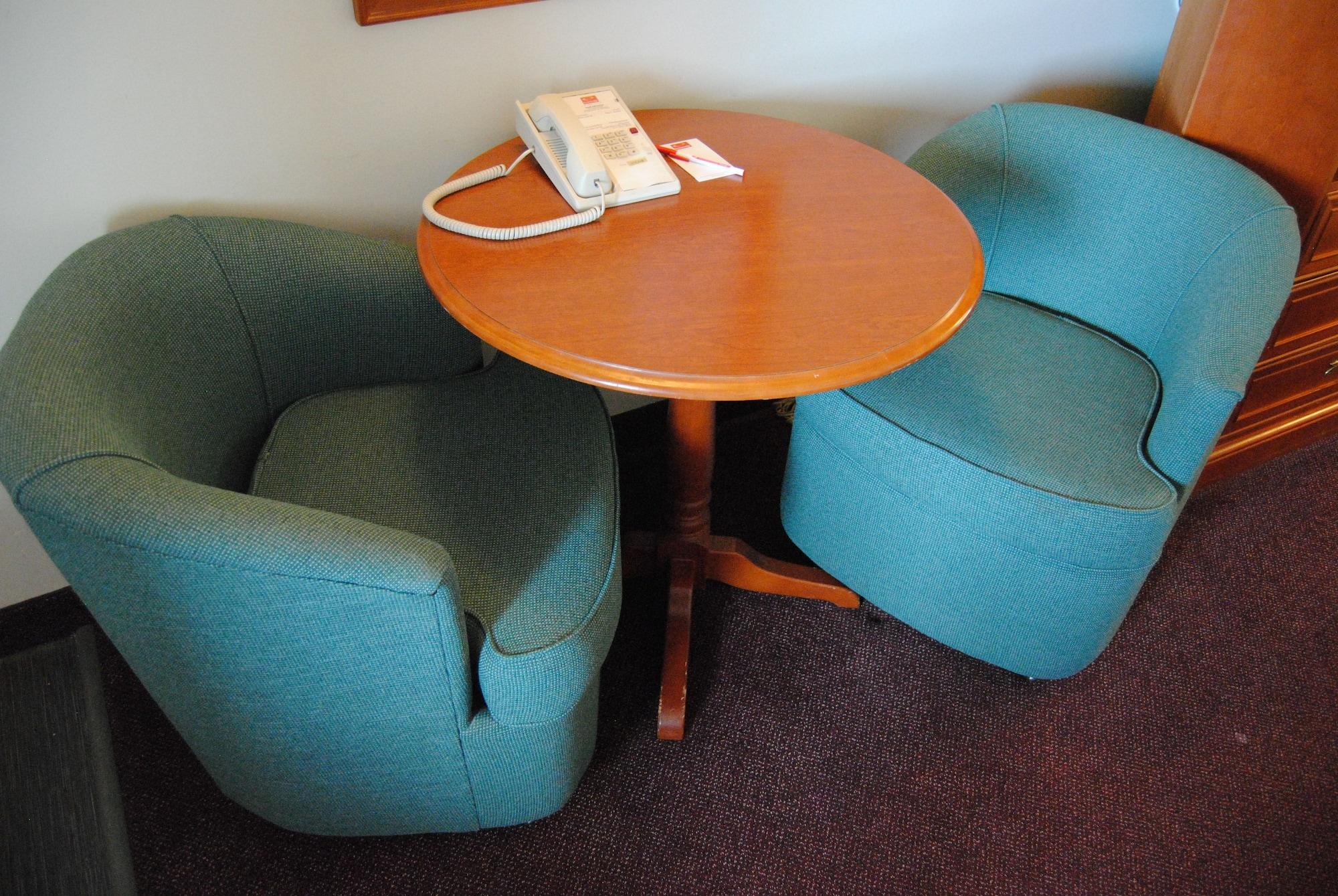 Set de Habitación Economy Inn