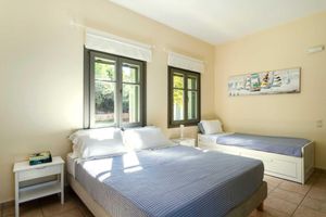 Alquiler Temporario - Exclusive Beachfront Villa with Swimming pool