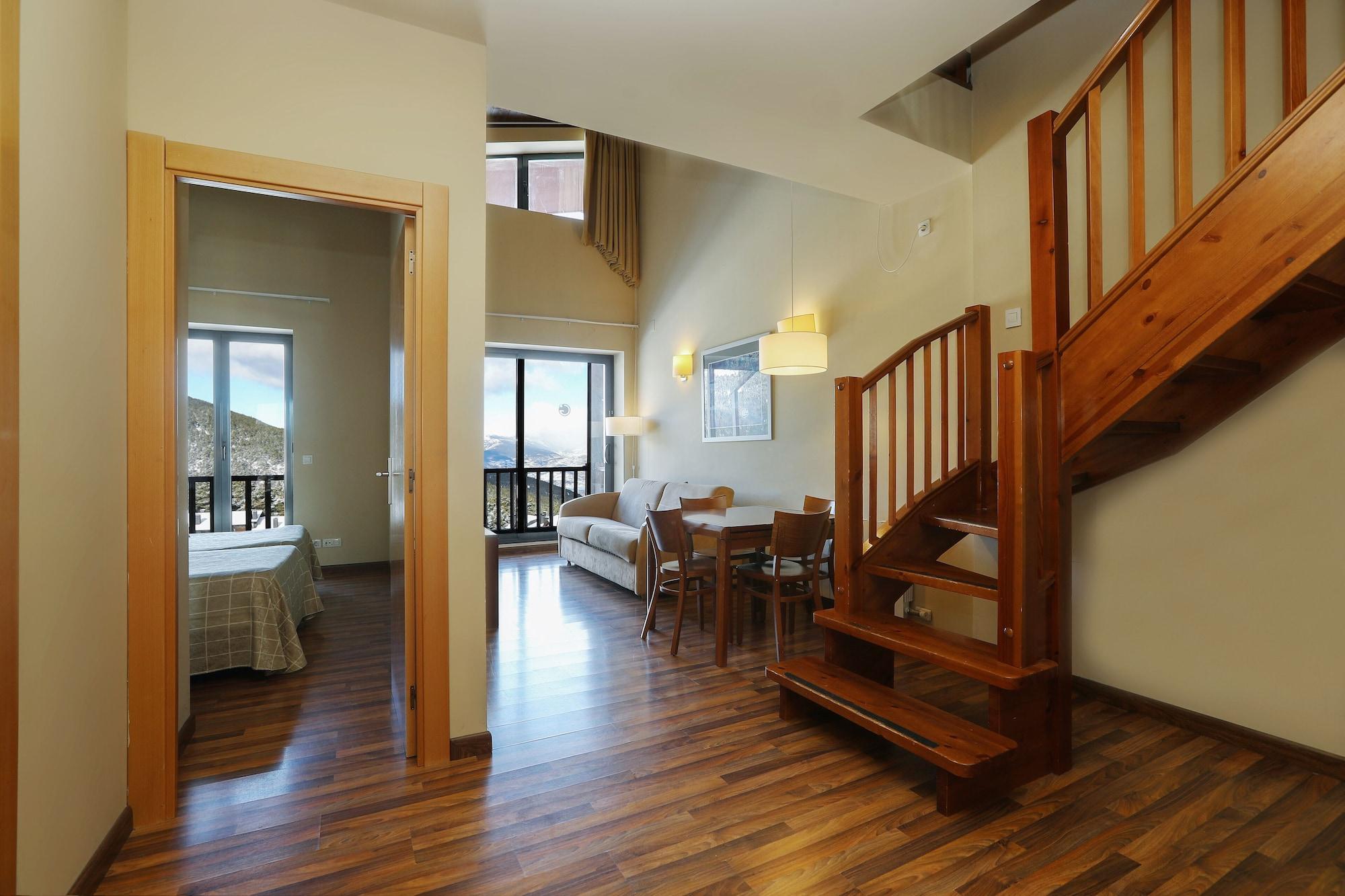 Vista Lobby Hotel Guitart la Molina Aparthotel & Spa