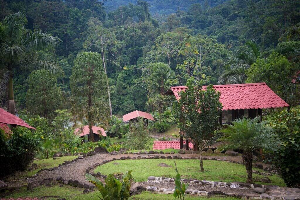 Variados (as) Pacuare River Lodge