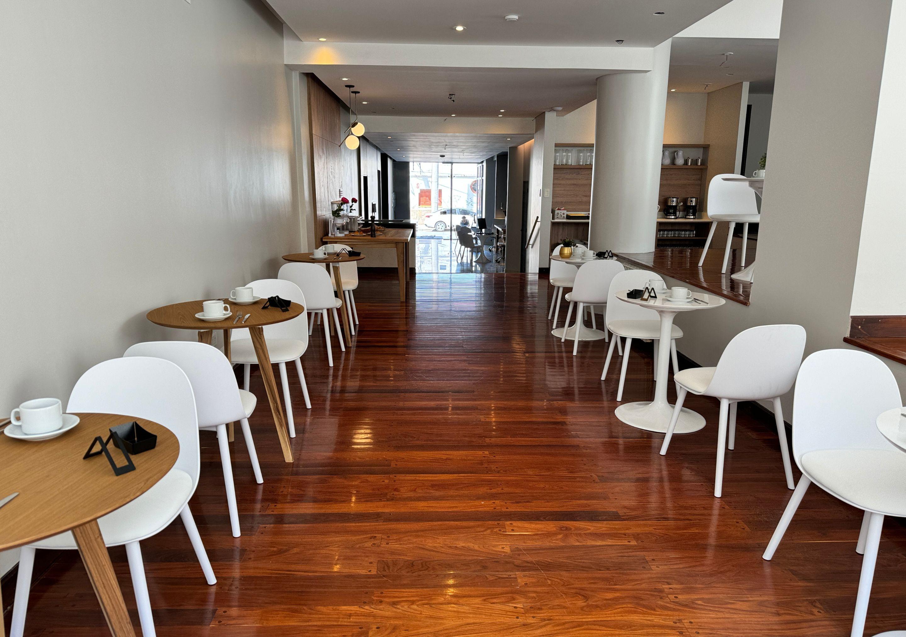 Restaurant Roomie Salta by DOT Suites