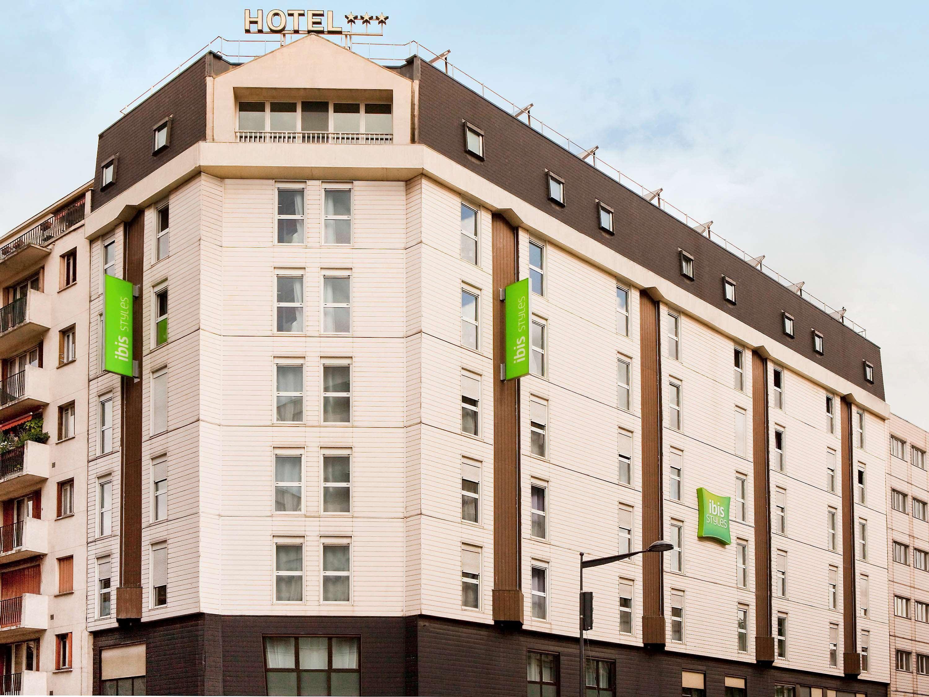 Vista Exterior ibis Styles Paris Mairie de Montreuil