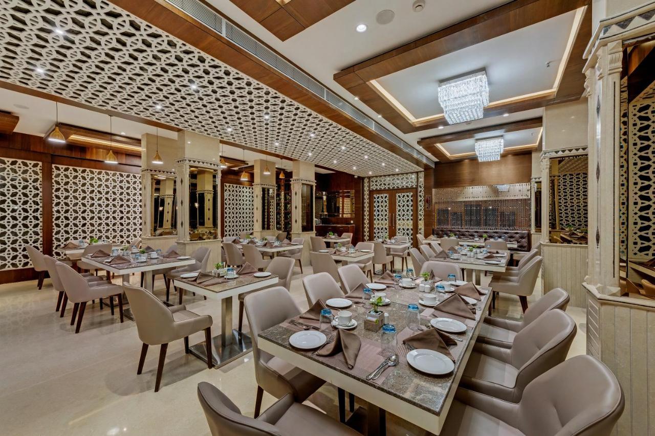 Restaurant The Fern Residency Aurangabad