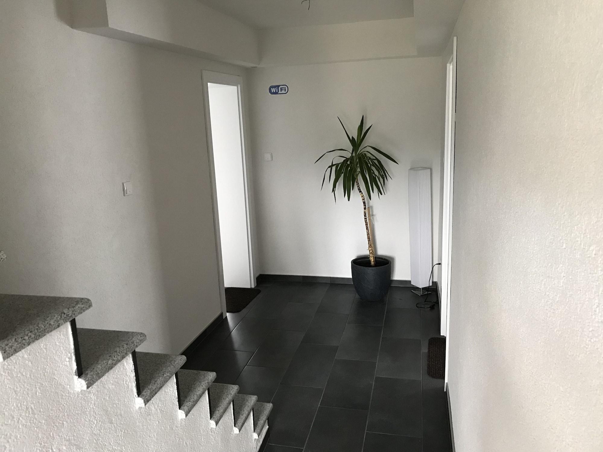 Vista Lobby Guest House Klanfar