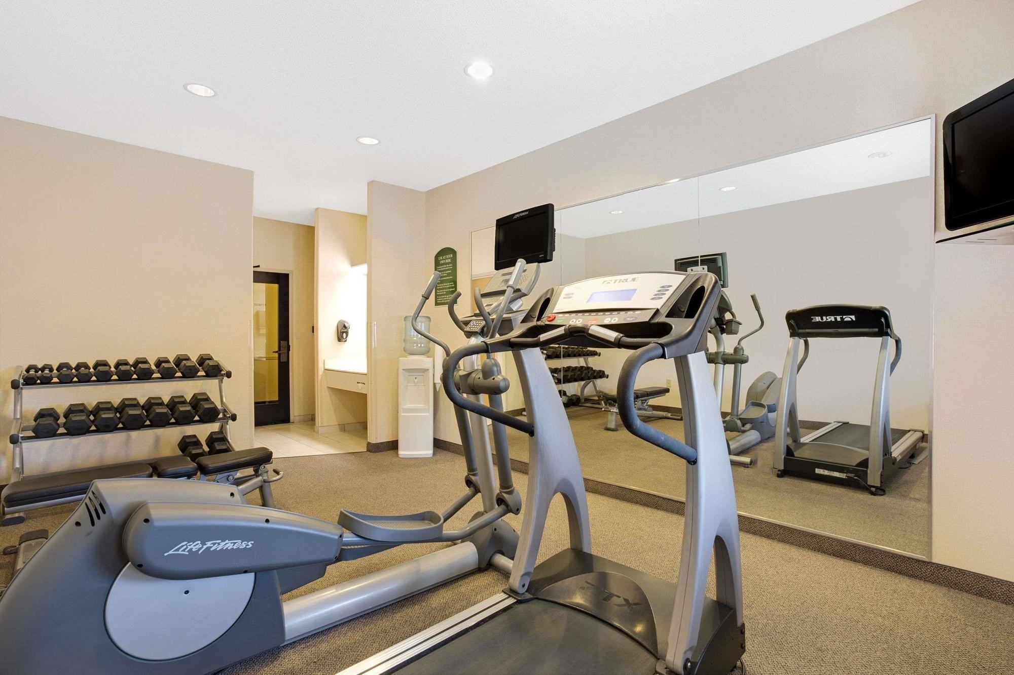 Gimnasio Baymont Inn & Suites Tucson Airport