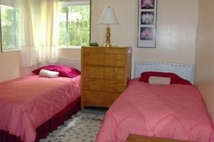 Renta Vacacional - Private,Quiet,cabin,on 27 acres,w/ trails. near the Hoh Rain Forest Nat' l Park.
