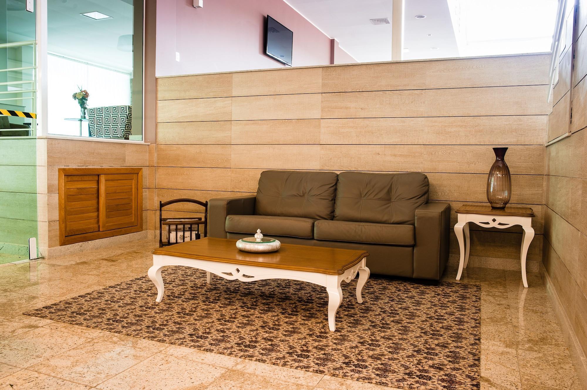 Vista Lobby Hotel Vila Verde