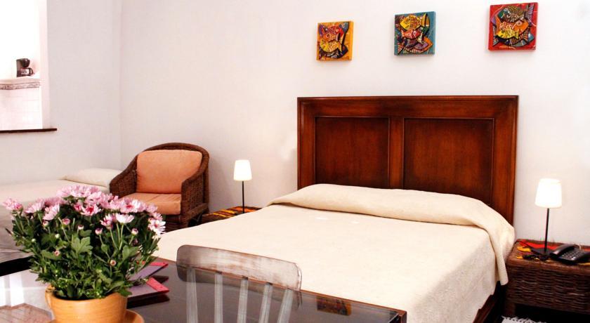 Suite Studio Do Carmo Boutique Hotel