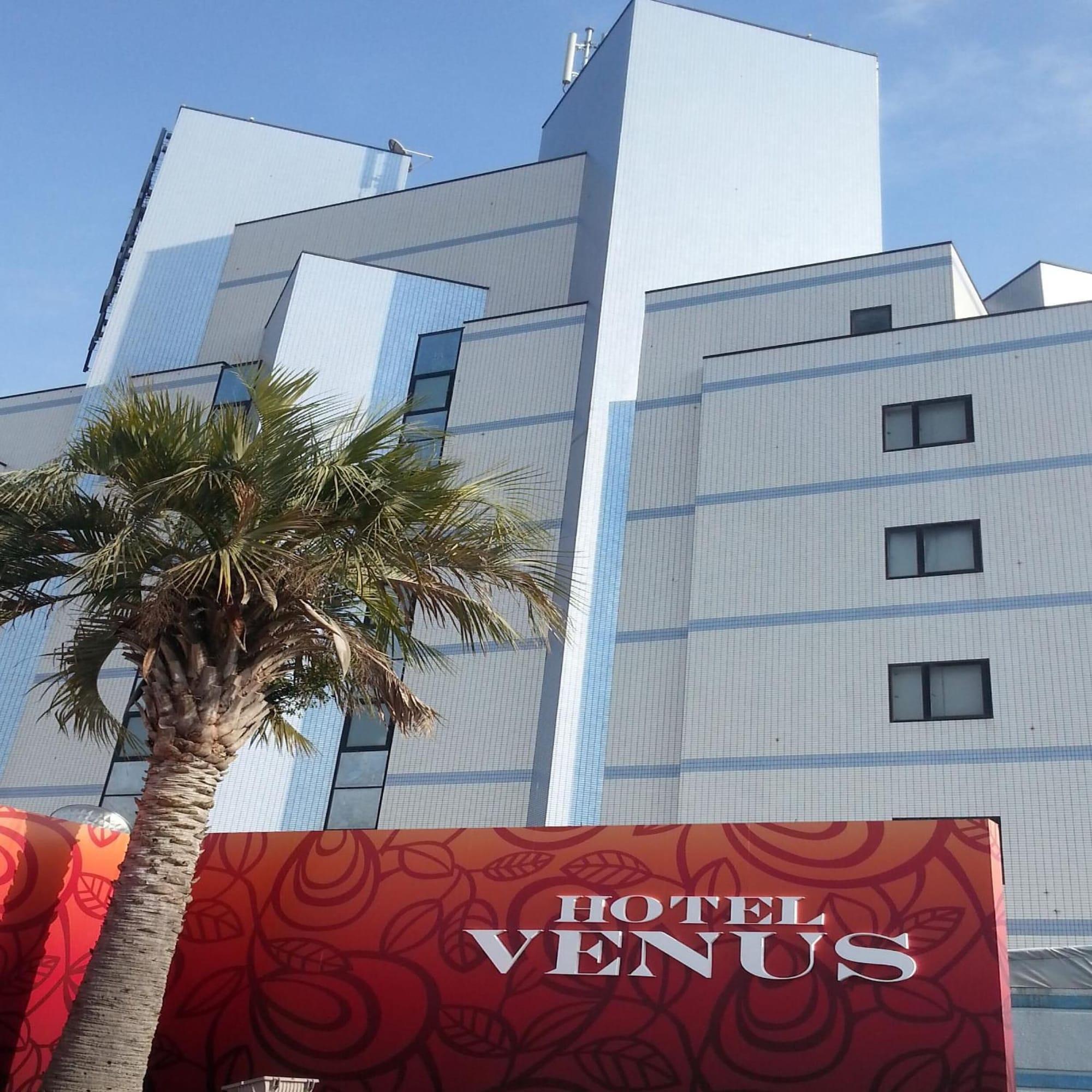 Vista Exterior Hotel Venus Kanie - Adults Only