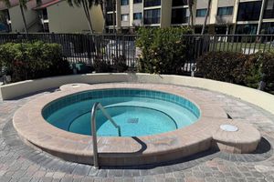 Alquiler Temporario - 4th Floor Crescent Beach Condo Offering Full Unobstructed Gulf Views.