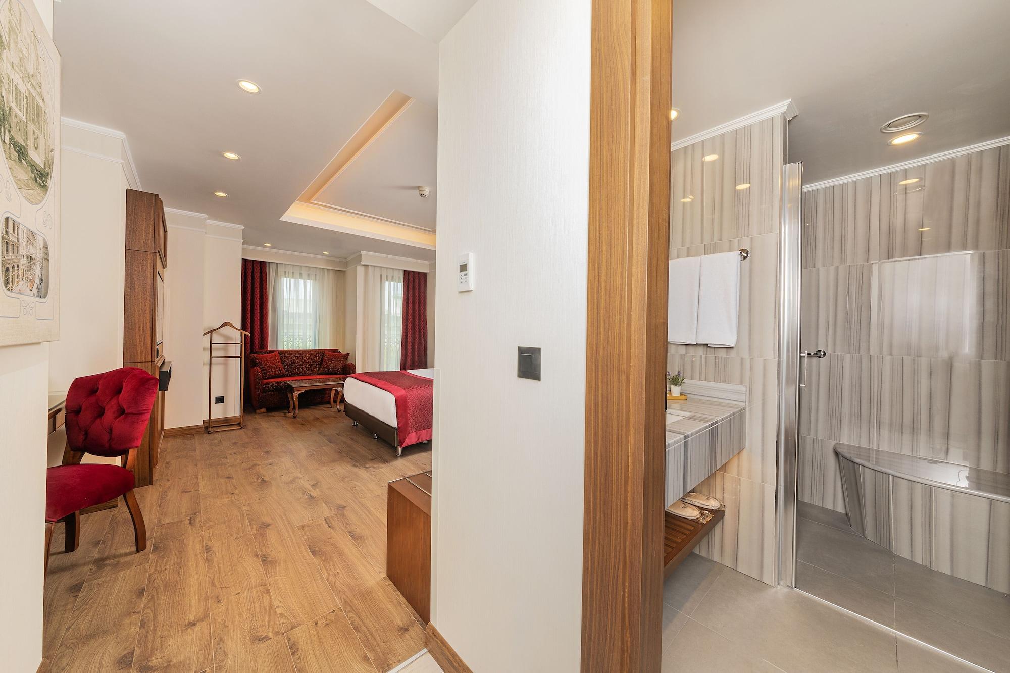 Varios Mukarnas Pera Hotel