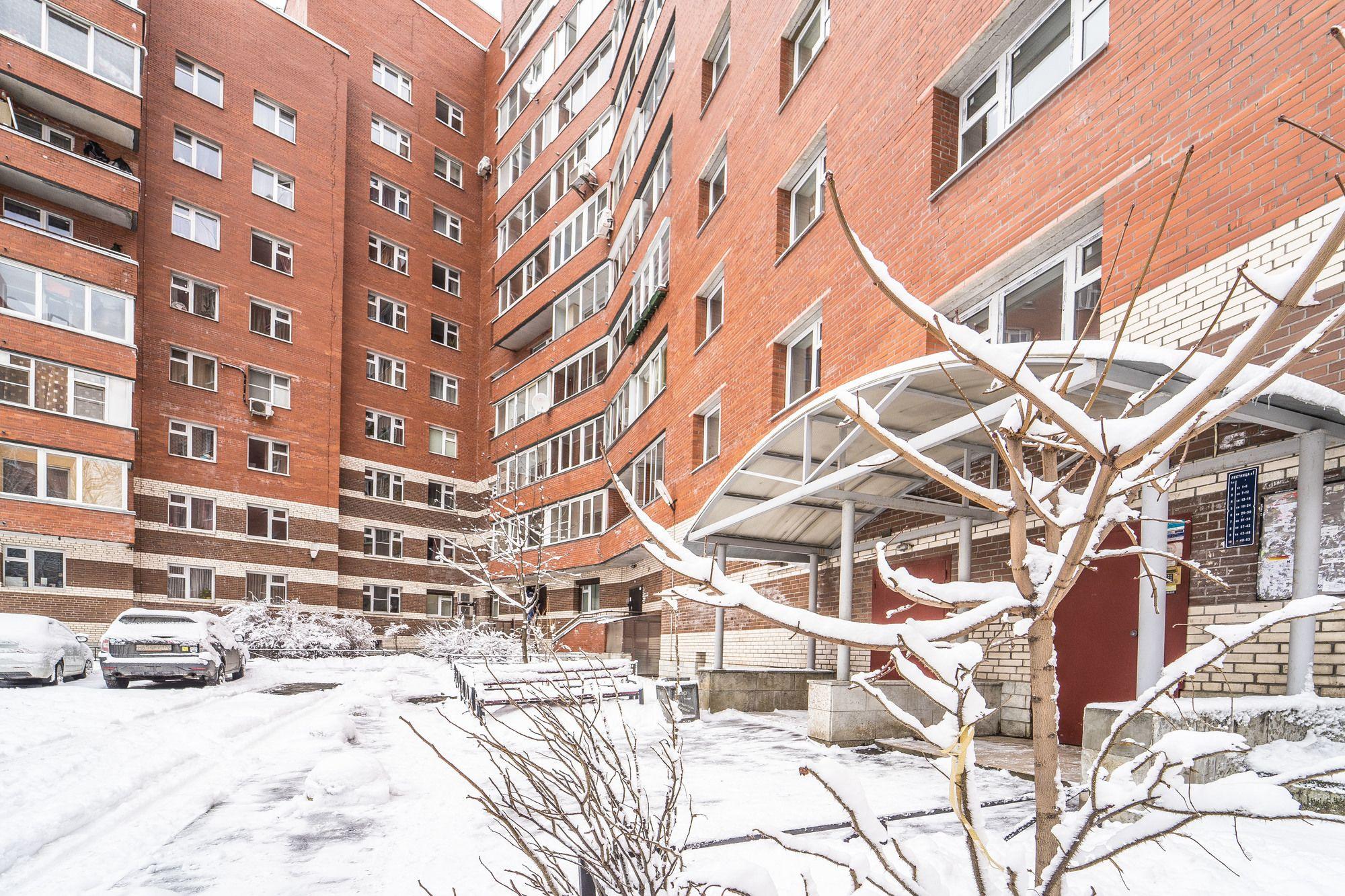 Vista Exterior Hello Apartment on Kolomyazhskiy 36