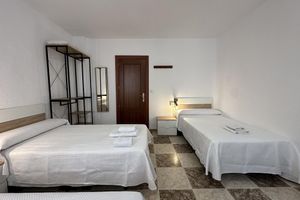 Alojamiento - Pensión Recogidas