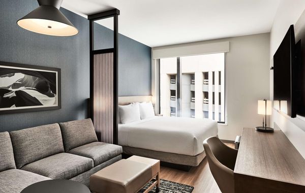 Hyatt Place Phoenix / Downtown