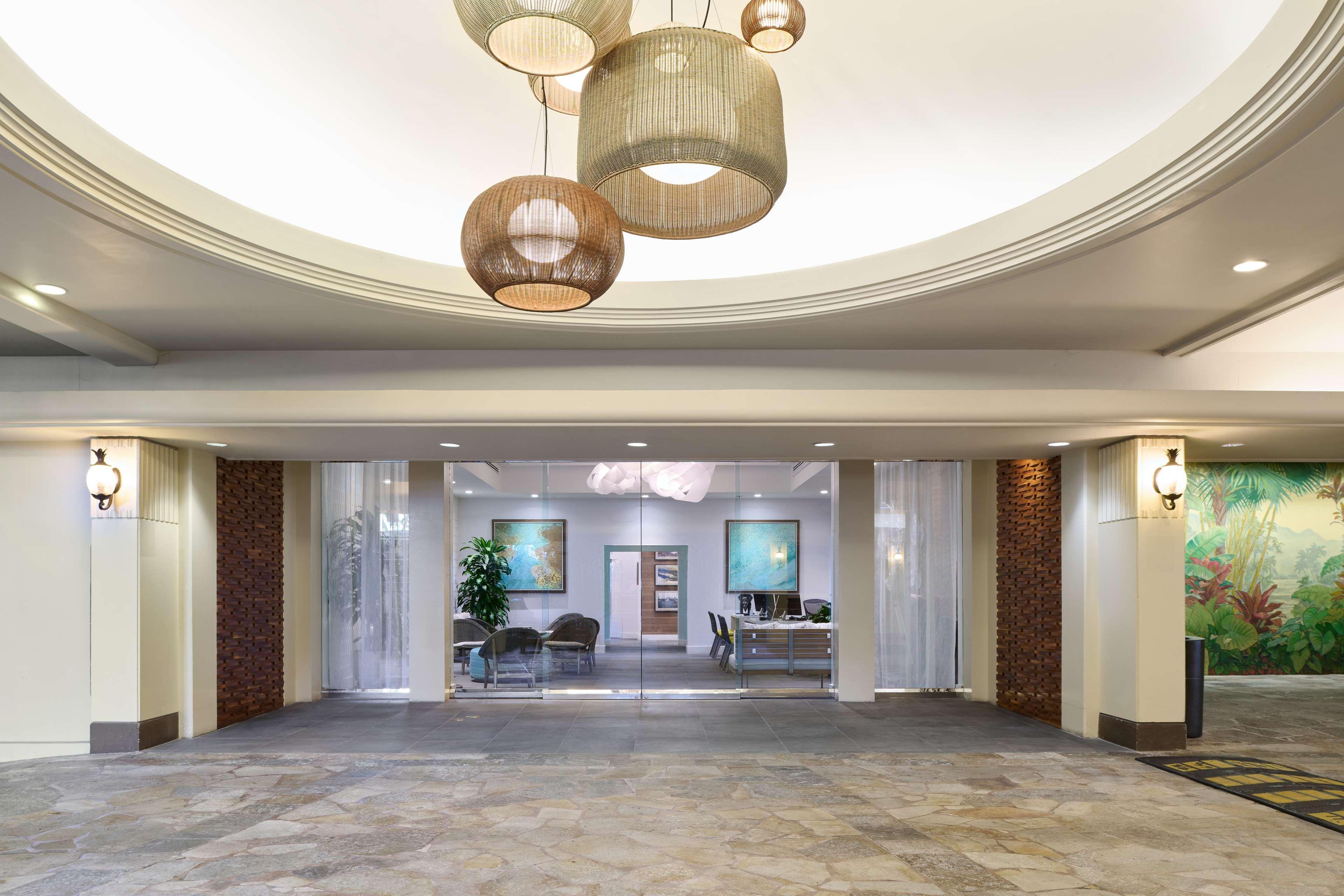 Vista Lobby Aston Waikiki Beach Tower