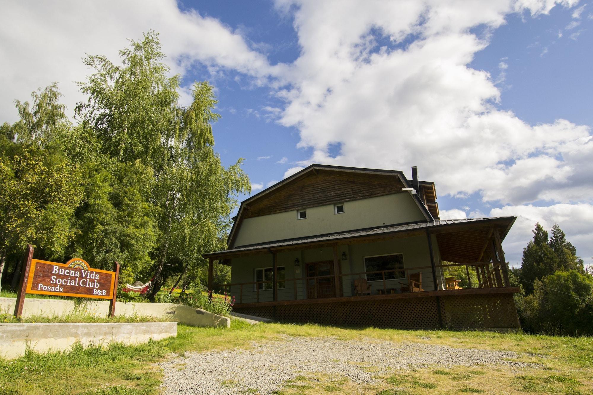 Vista Exterior Buena Vida Social Club