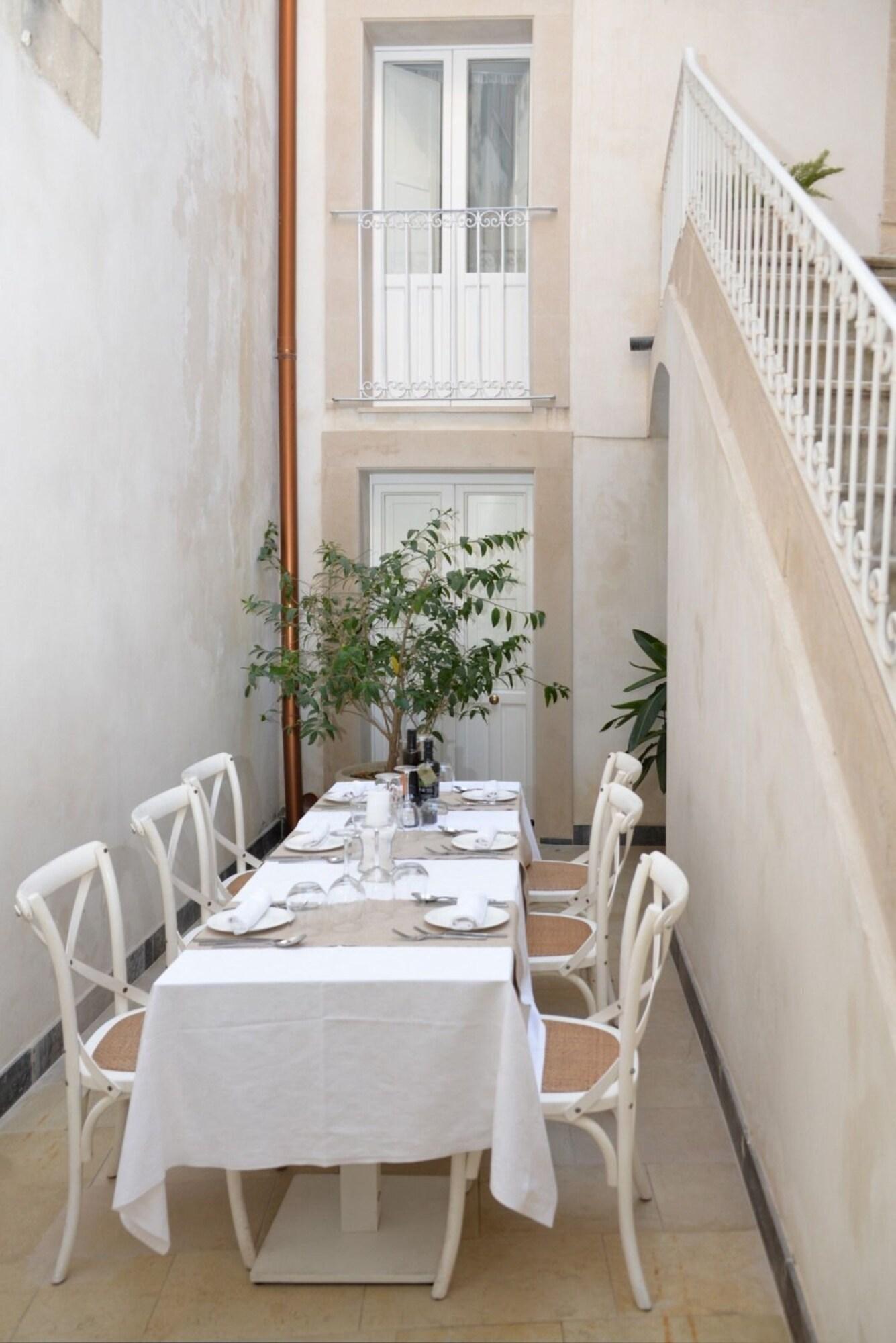 Bar/Salón Hotel Gargallo