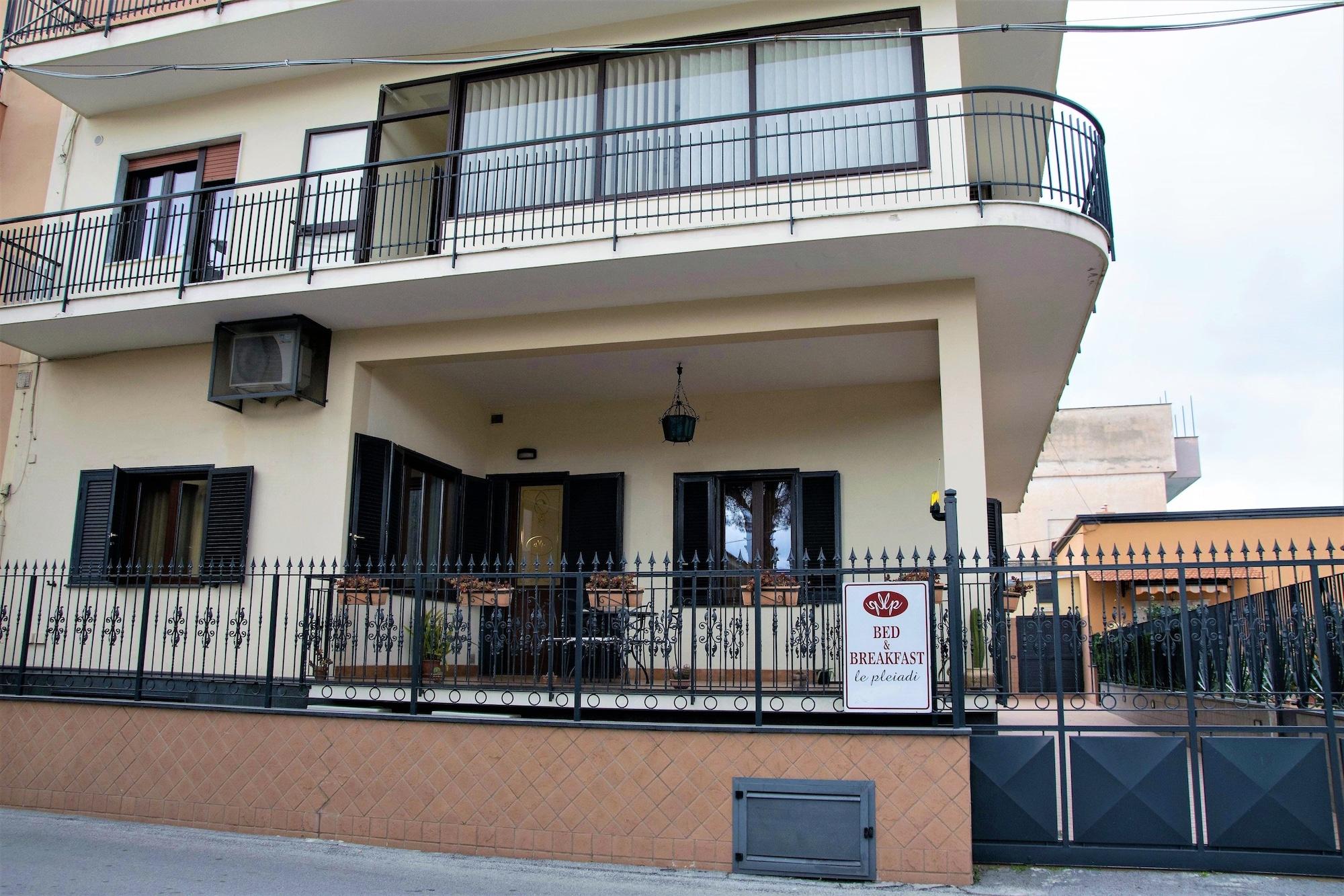 Vista Exterior Le Pleiadi