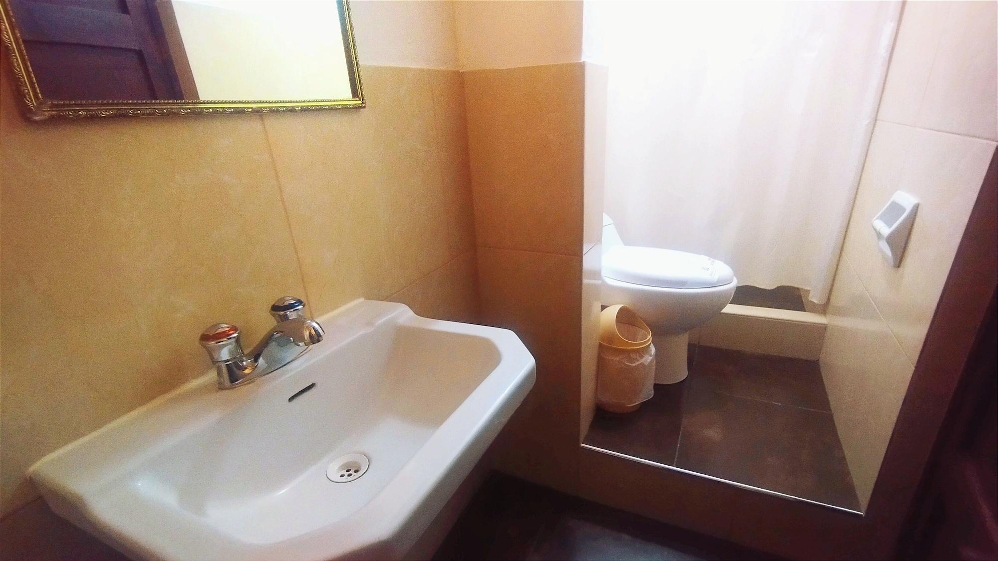 Equipamiento de Habitación Hotel Yañez Inn