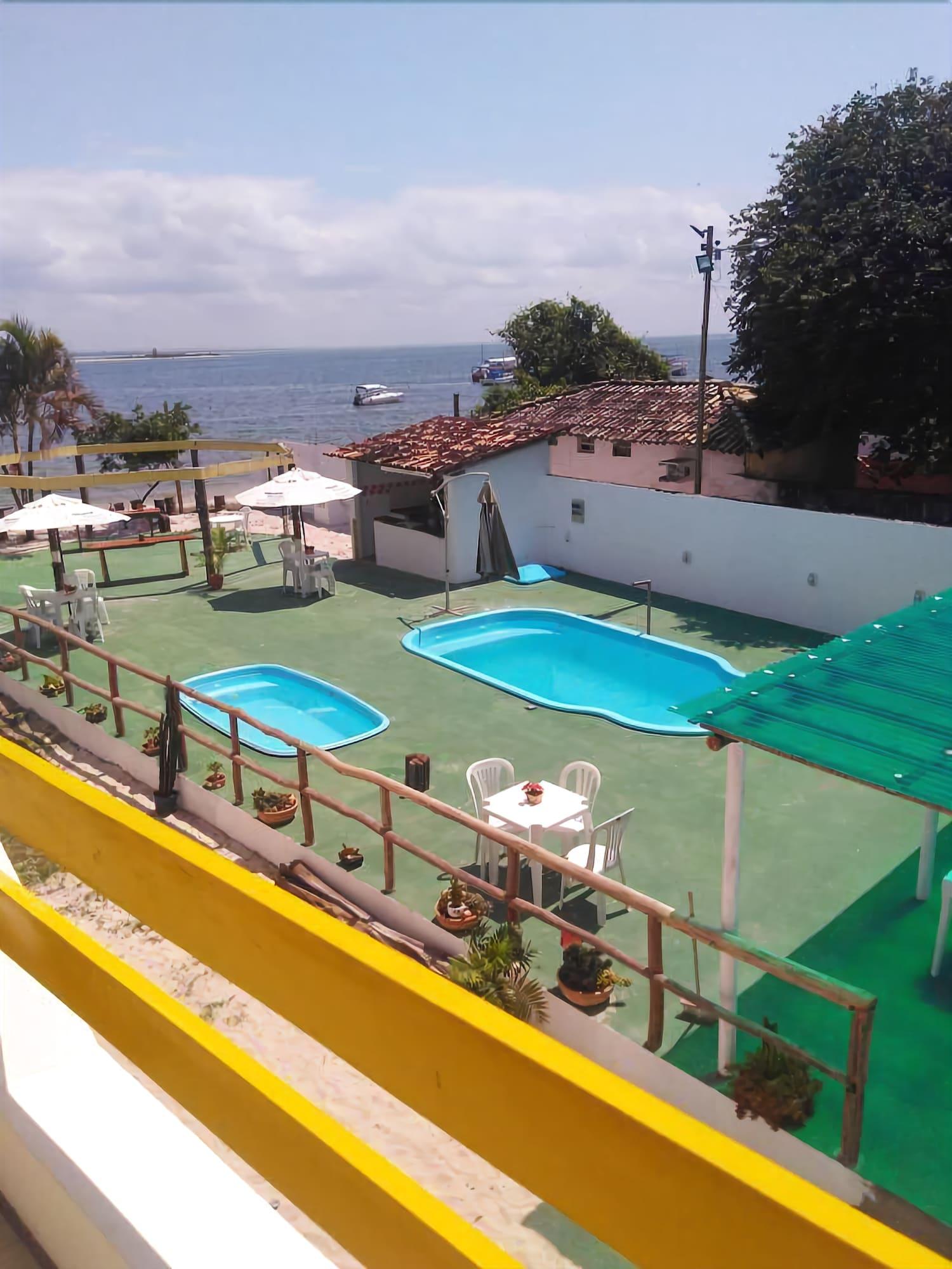 Vista Piscina Pousada Canto do Mar