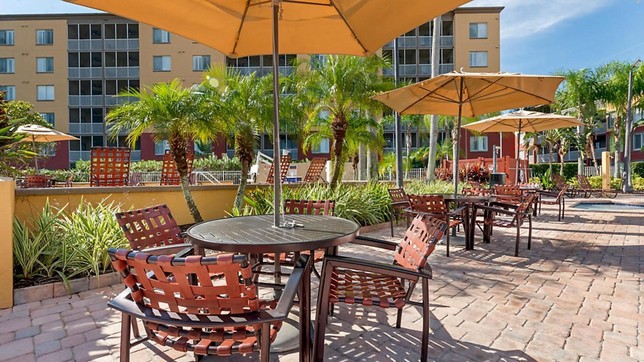 Varios Orlando's Sunshine Resort