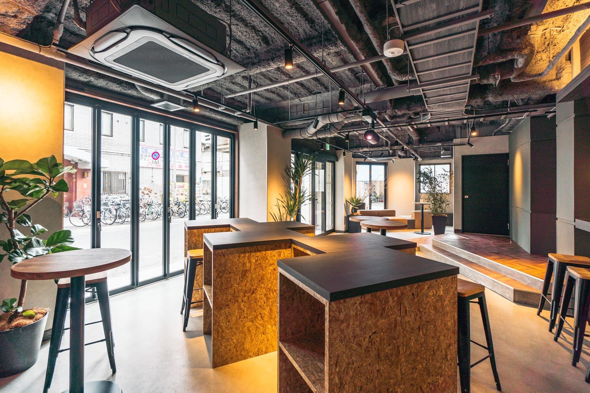 Bar/Salón BAKURO by DOYANEN