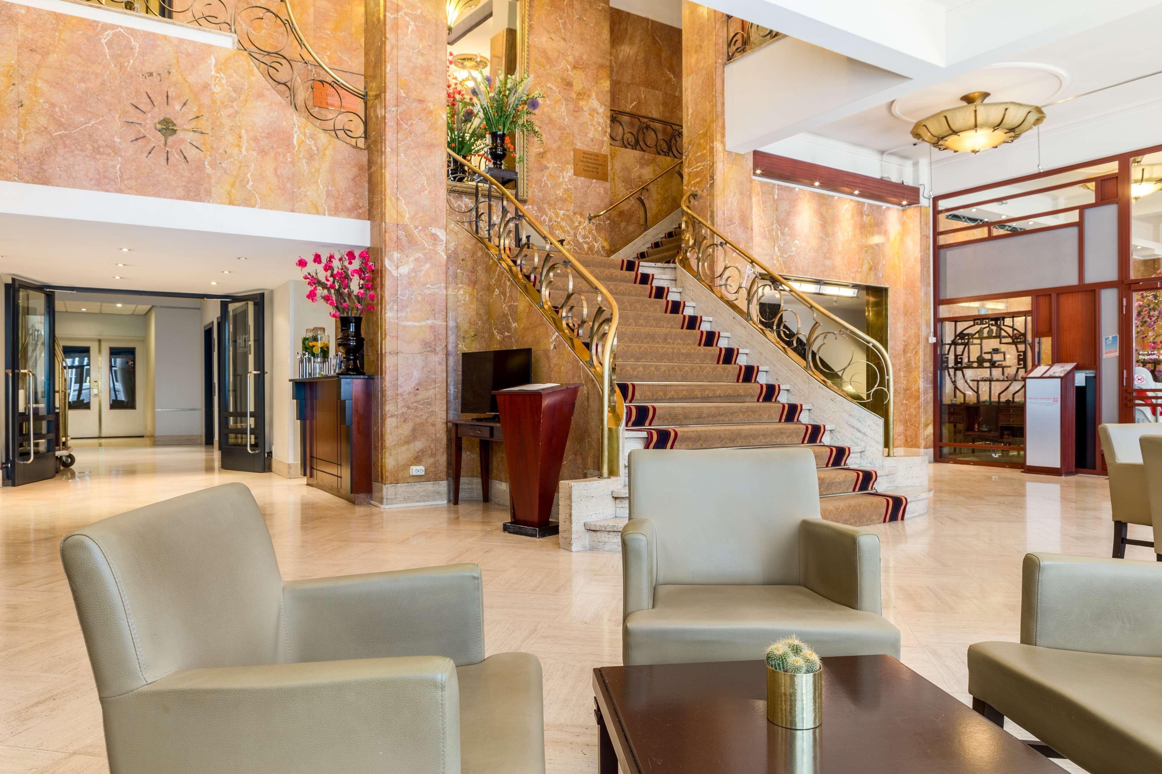 Vista Lobby NH Atlanta Rotterdam