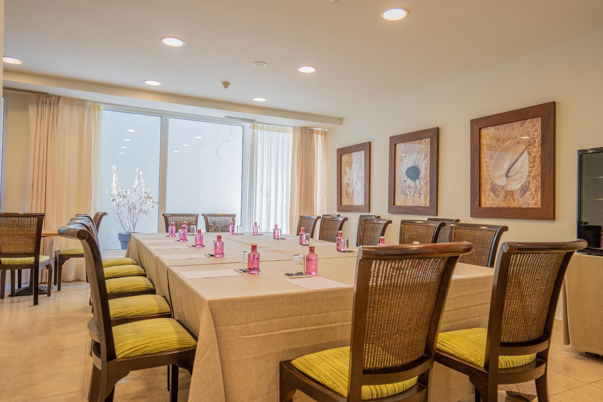 Sala de Reuniones Torres de Somo