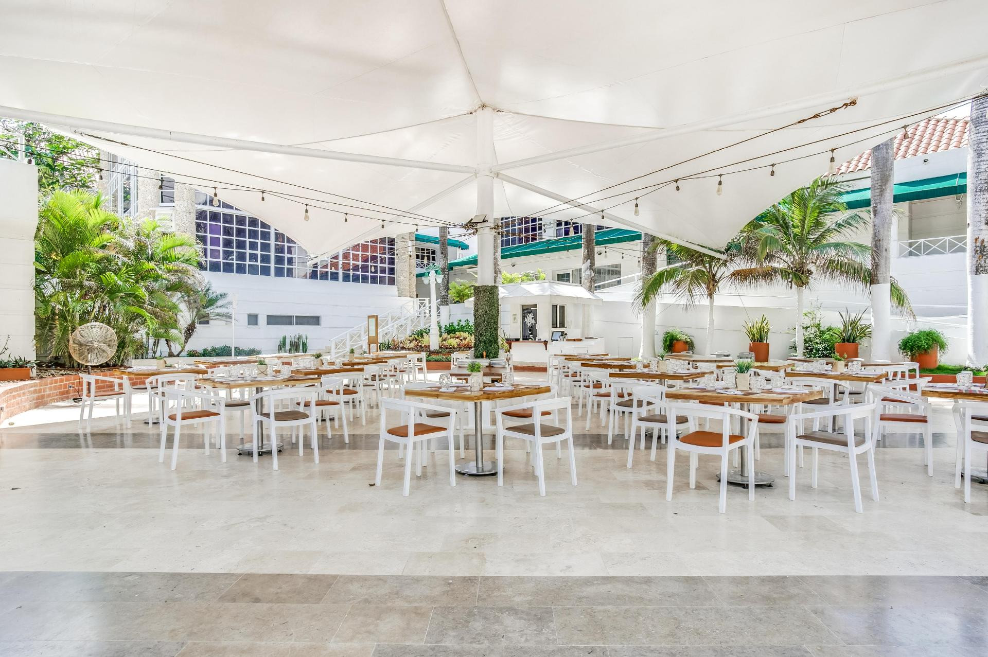 Restaurant Americas Casa de Playa
