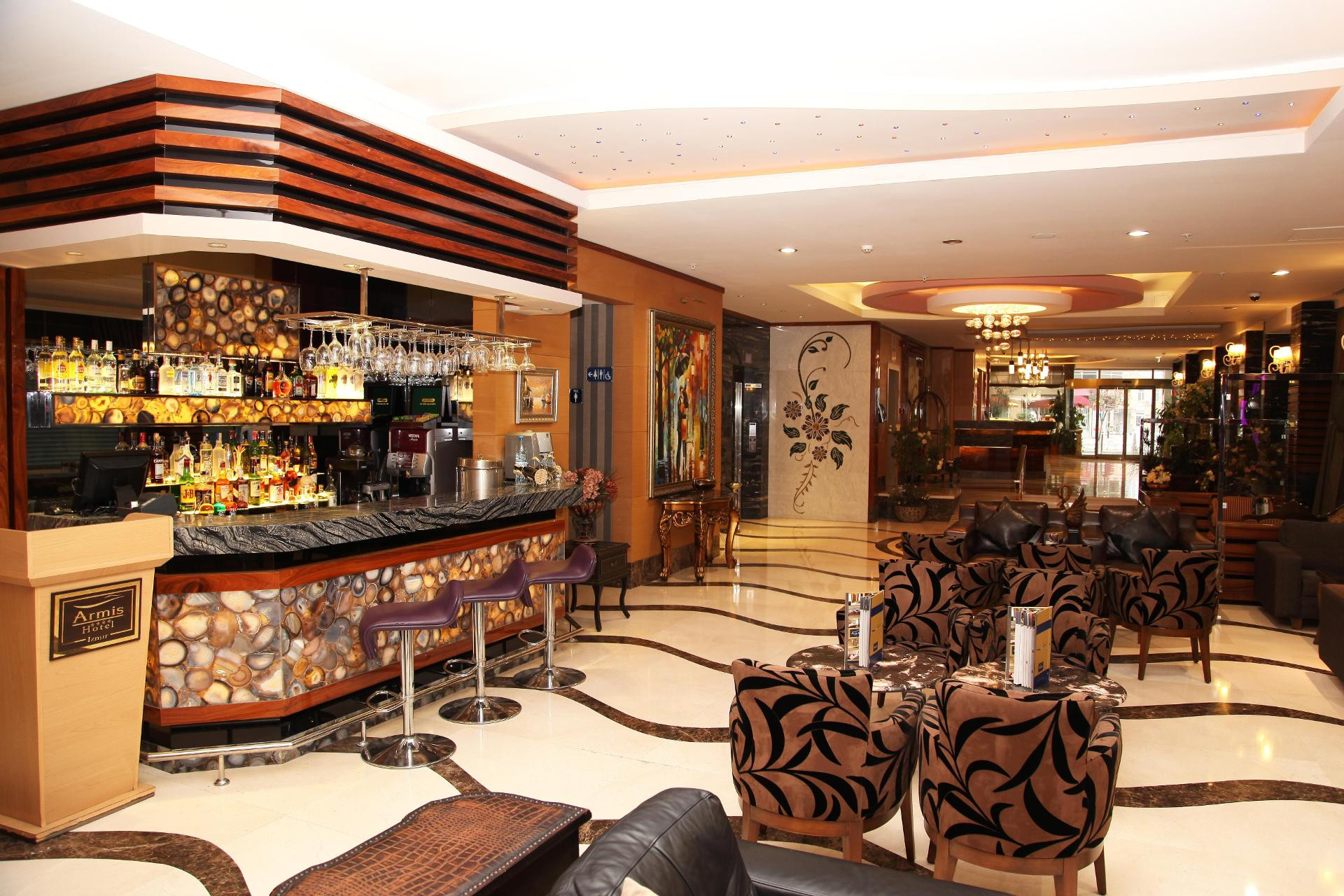 Bar/Salón Armis Hotel