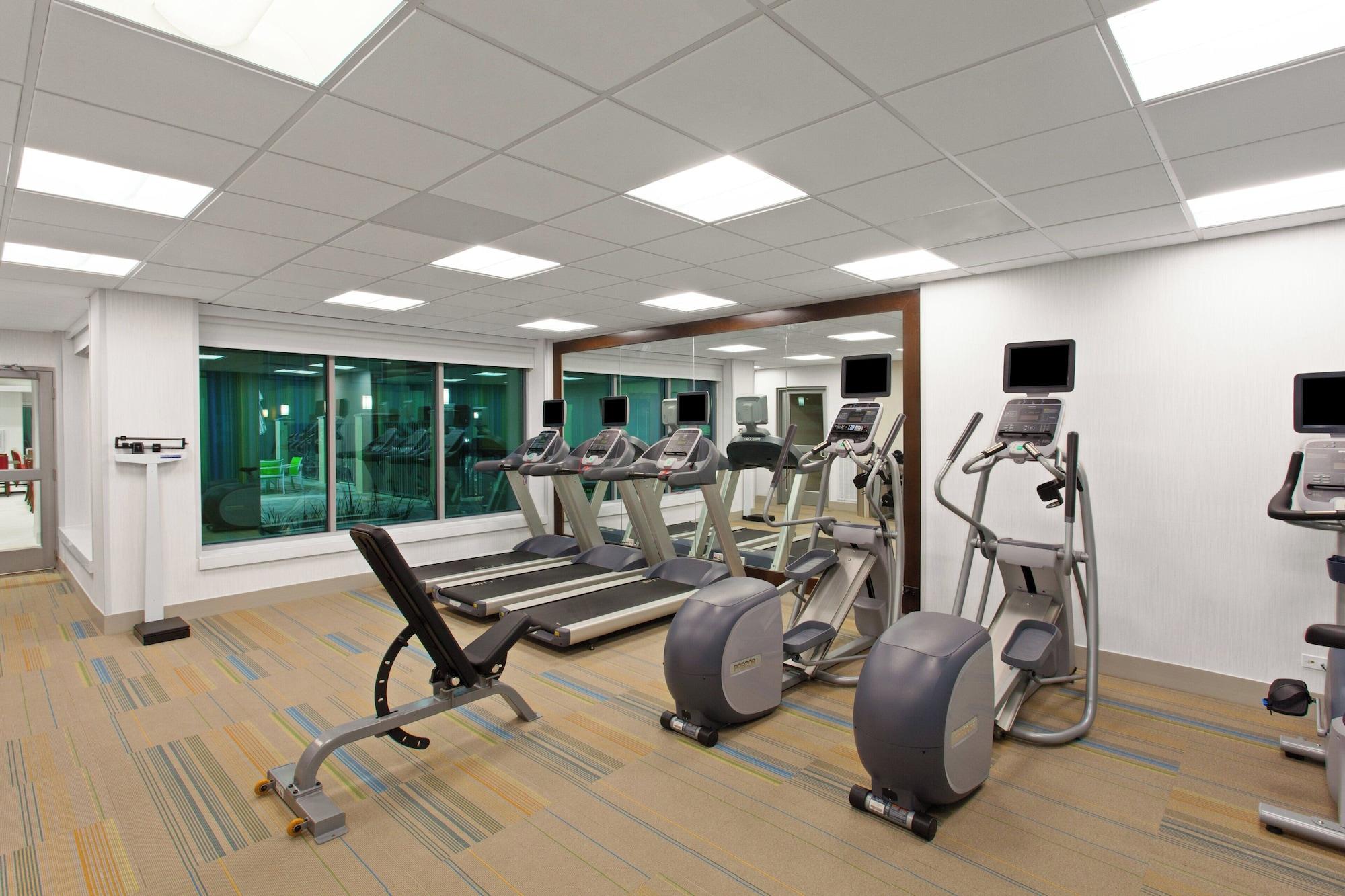 Gimnasio Holiday Inn Express & Suites Houston NW - Hwy 290 Cypress by IHG