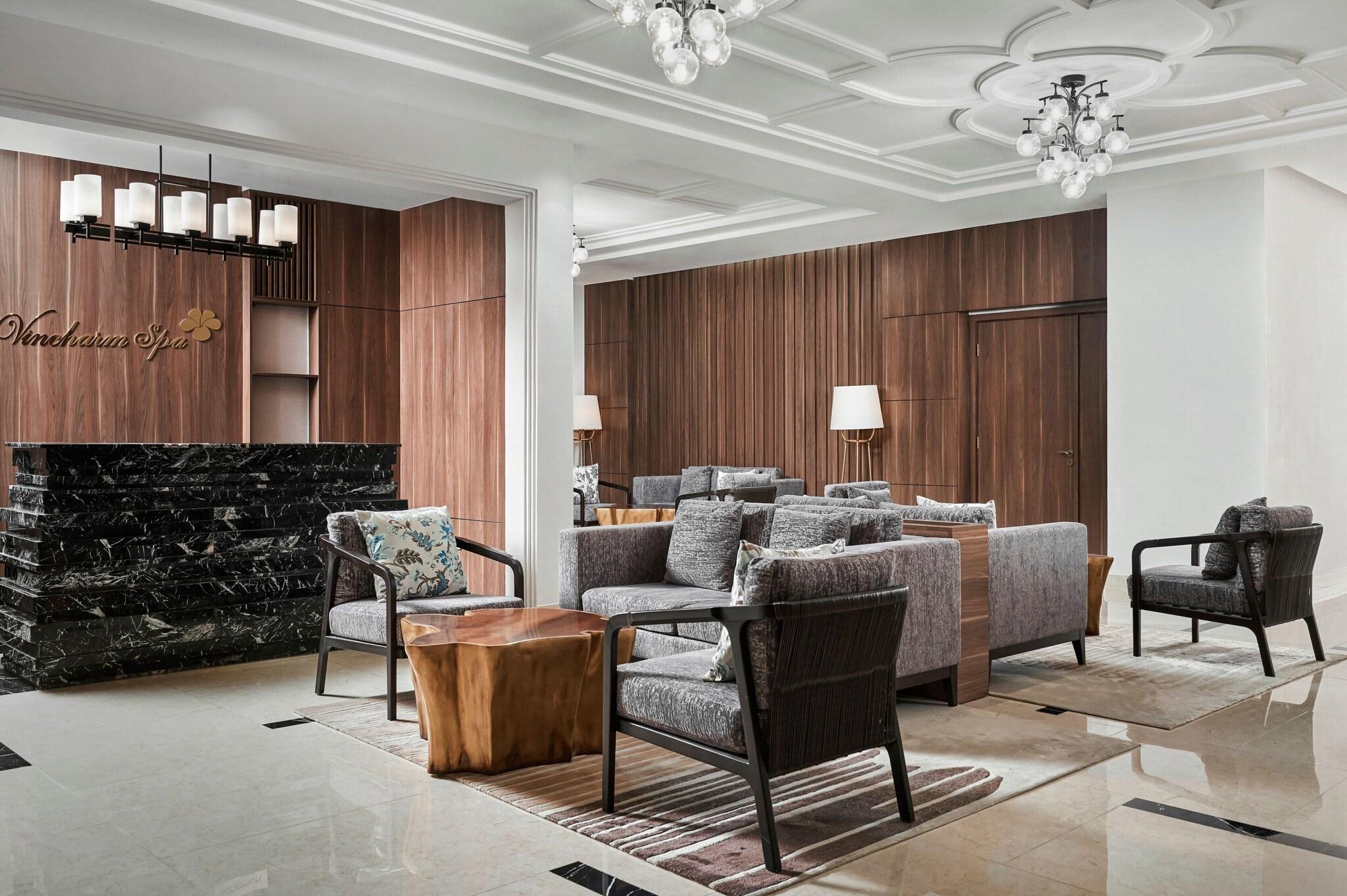Vista Lobby Four Points by Sheraton Lang Son