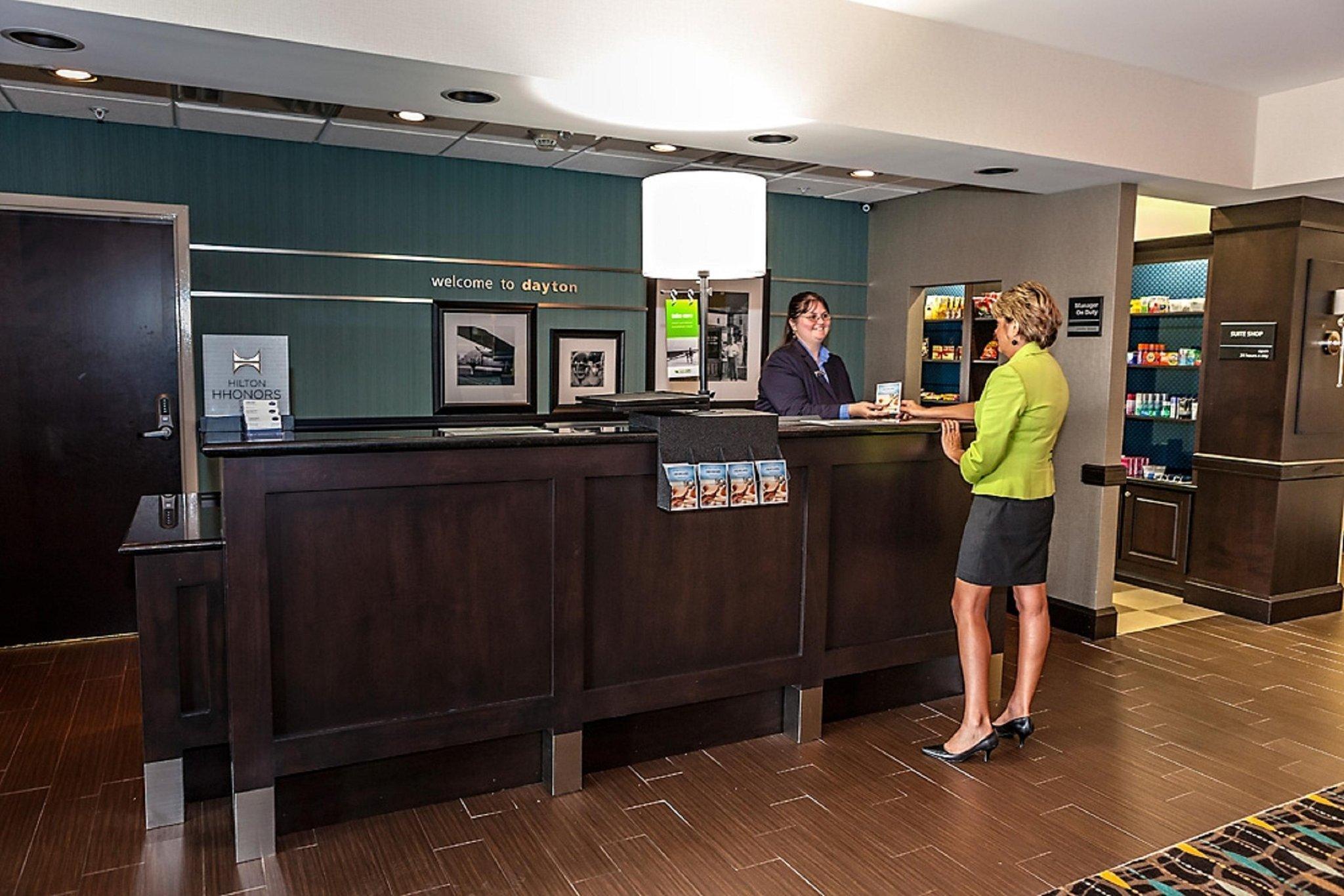 Vista Lobby Hampton Inn by Hilton Dayton South
