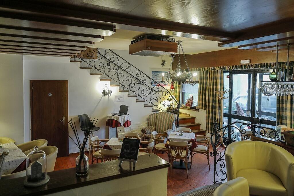 Vista Lobby Alpenpension Haslinger