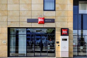 Alojamiento - ibis Heilbronn City