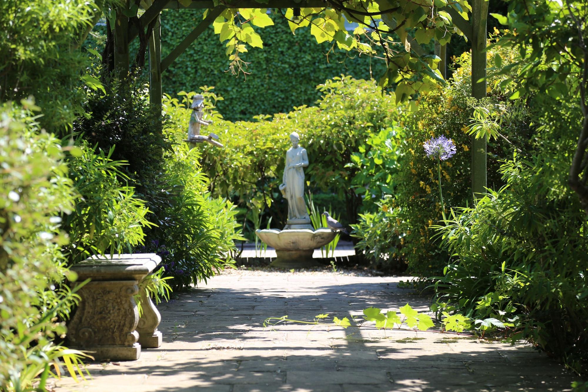 Comodidades del Alojamiento Hotel La Place