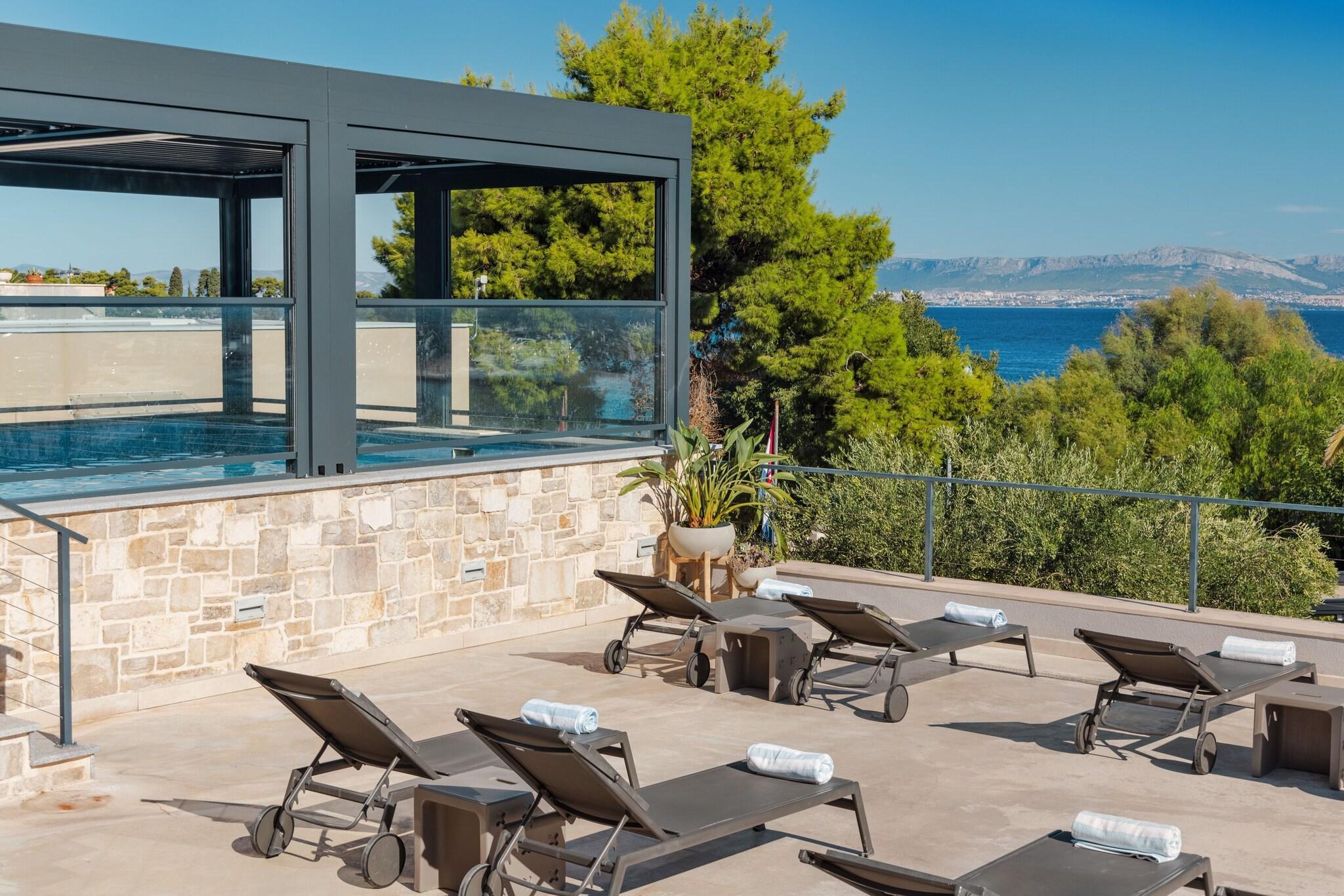 Vista Piscina Hotel Osam