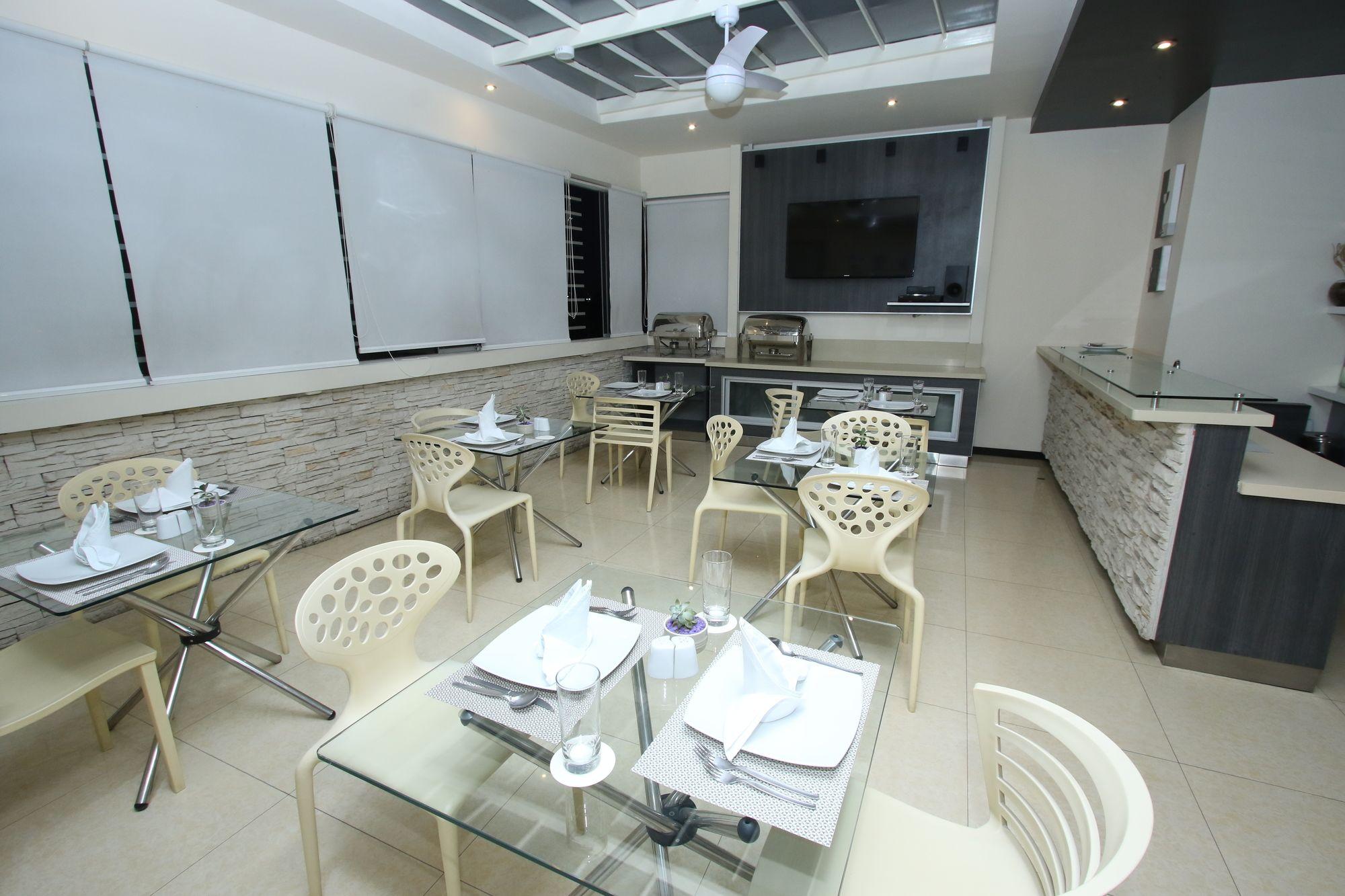 Restaurant Awqa Classic Hotel