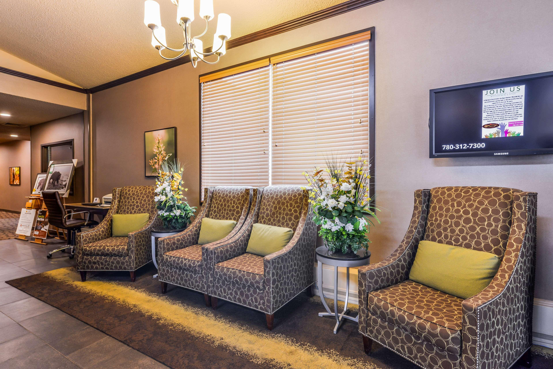 Vista Lobby Best Western Wayside Inn