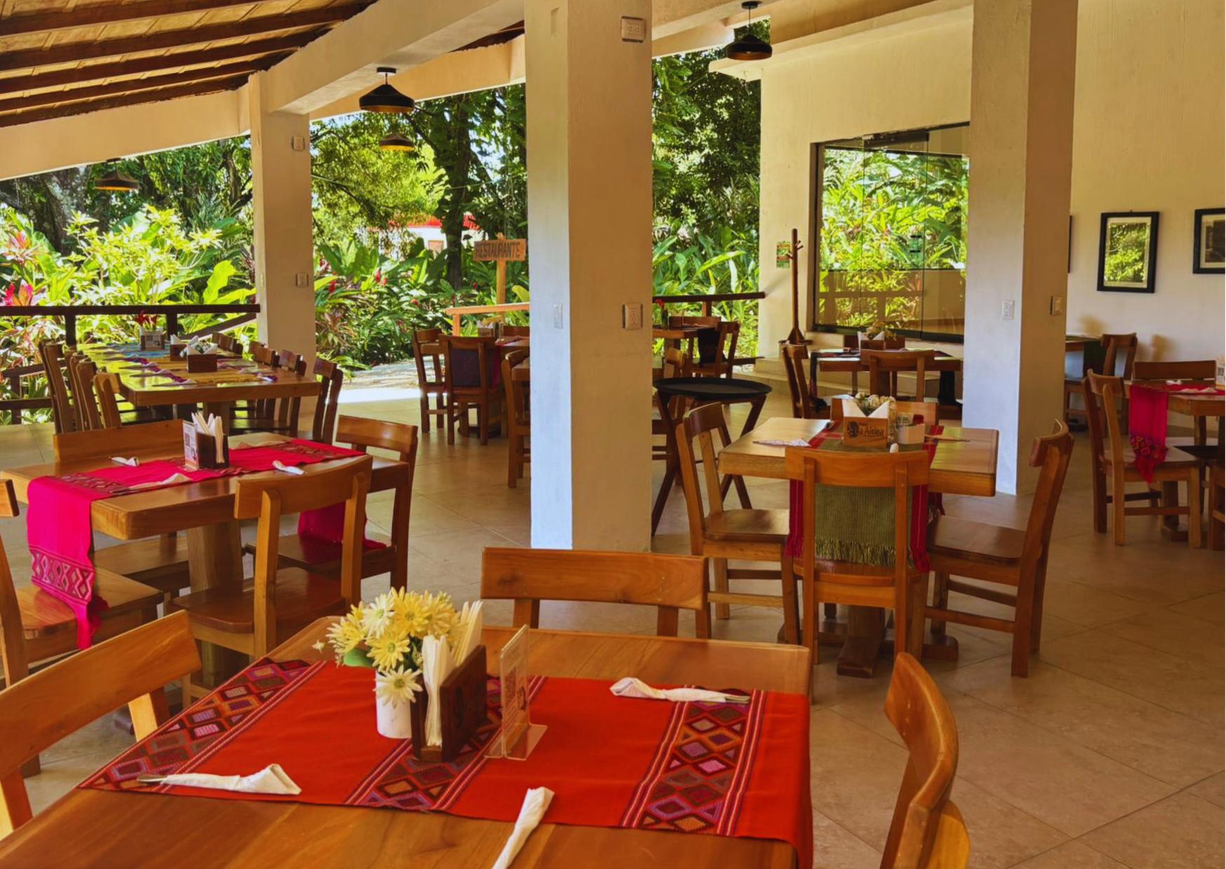 Restaurant Hotel La Aldea del Halach Huinic
