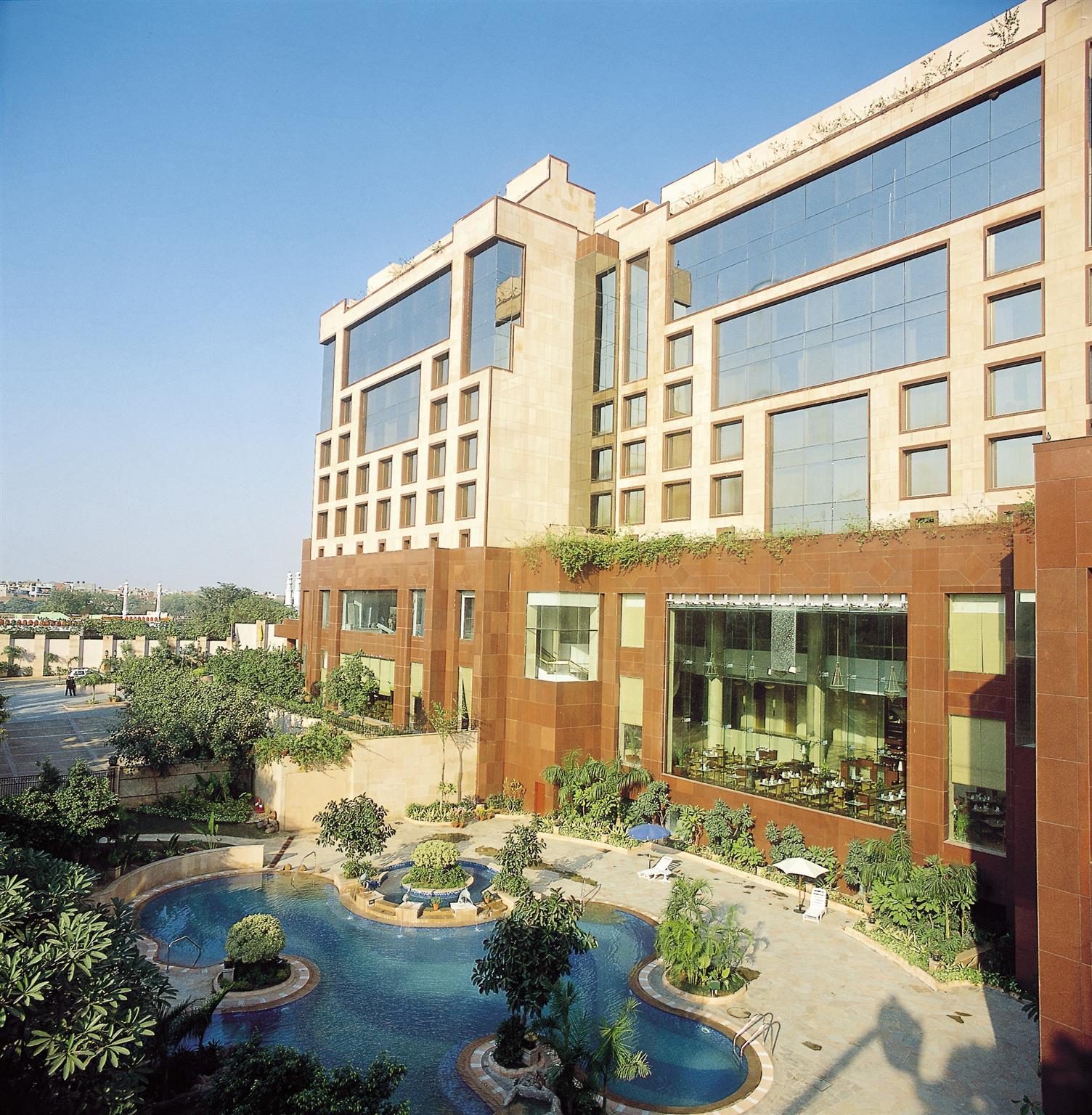 Vista Exterior Sheraton New Delhi Hotel