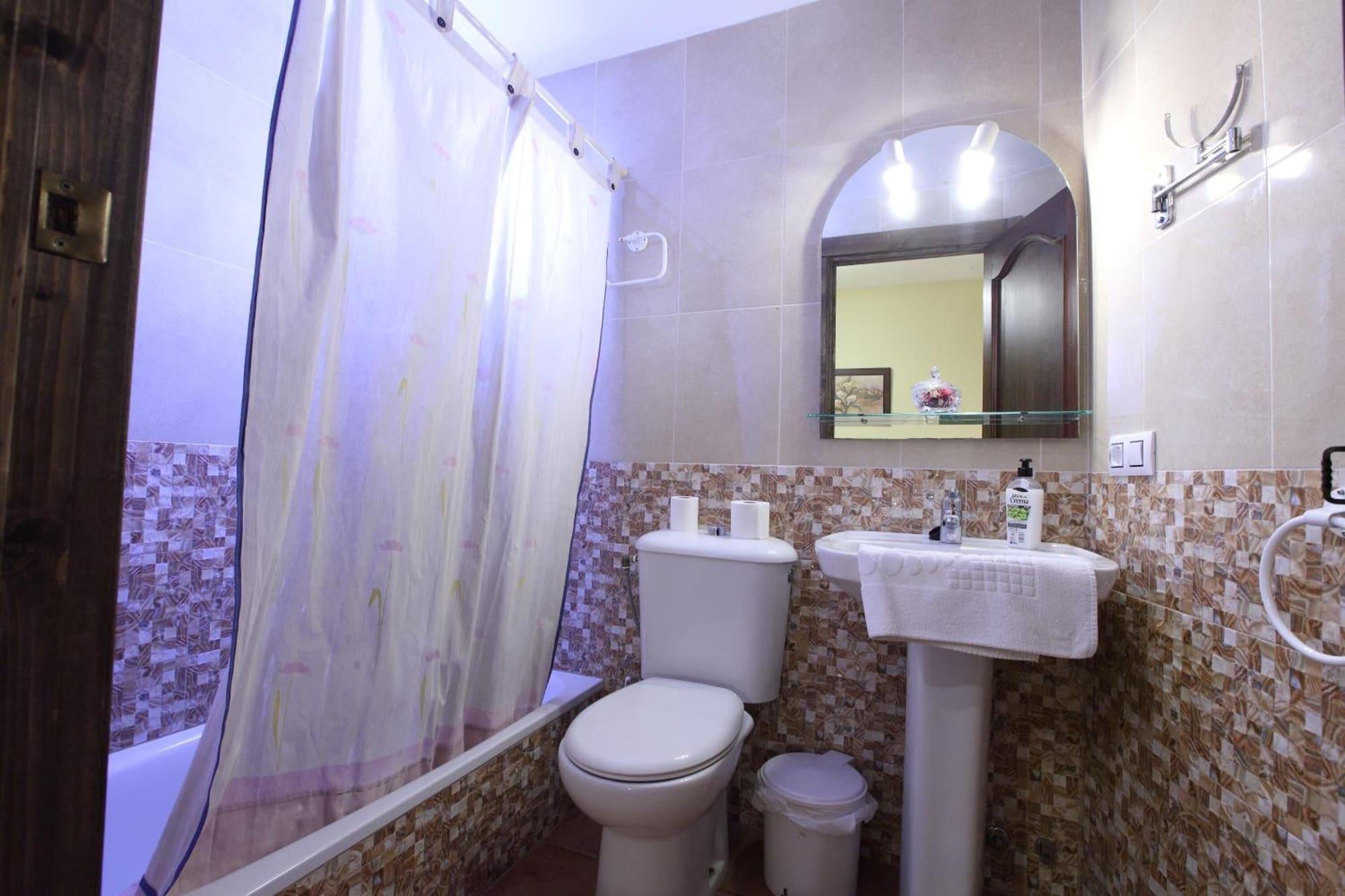 Equipamiento de Habitación Hostal Rocío
