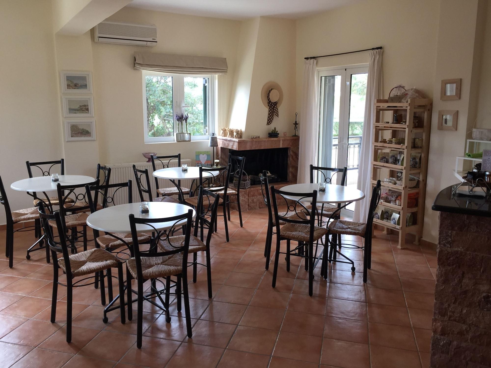 Restaurant Long View Resort & Spa Rooms & Apartments